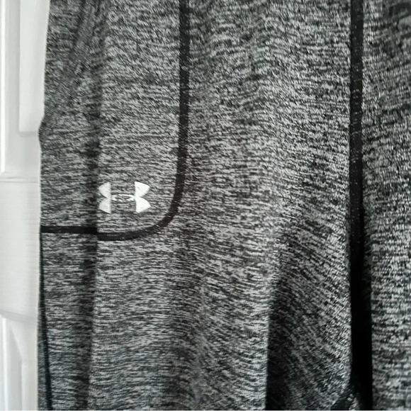 Size S Under Armour Grey Tech Twist Jogger Pant - Picture 5 of 5
